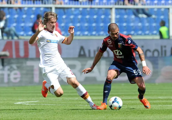 jedvaj prova a rubare palla a sturaro genoa roma