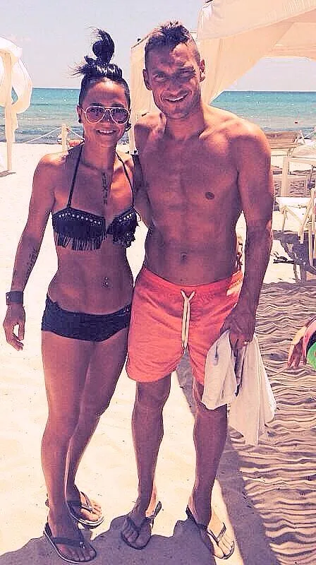 totti nainggollan sorella