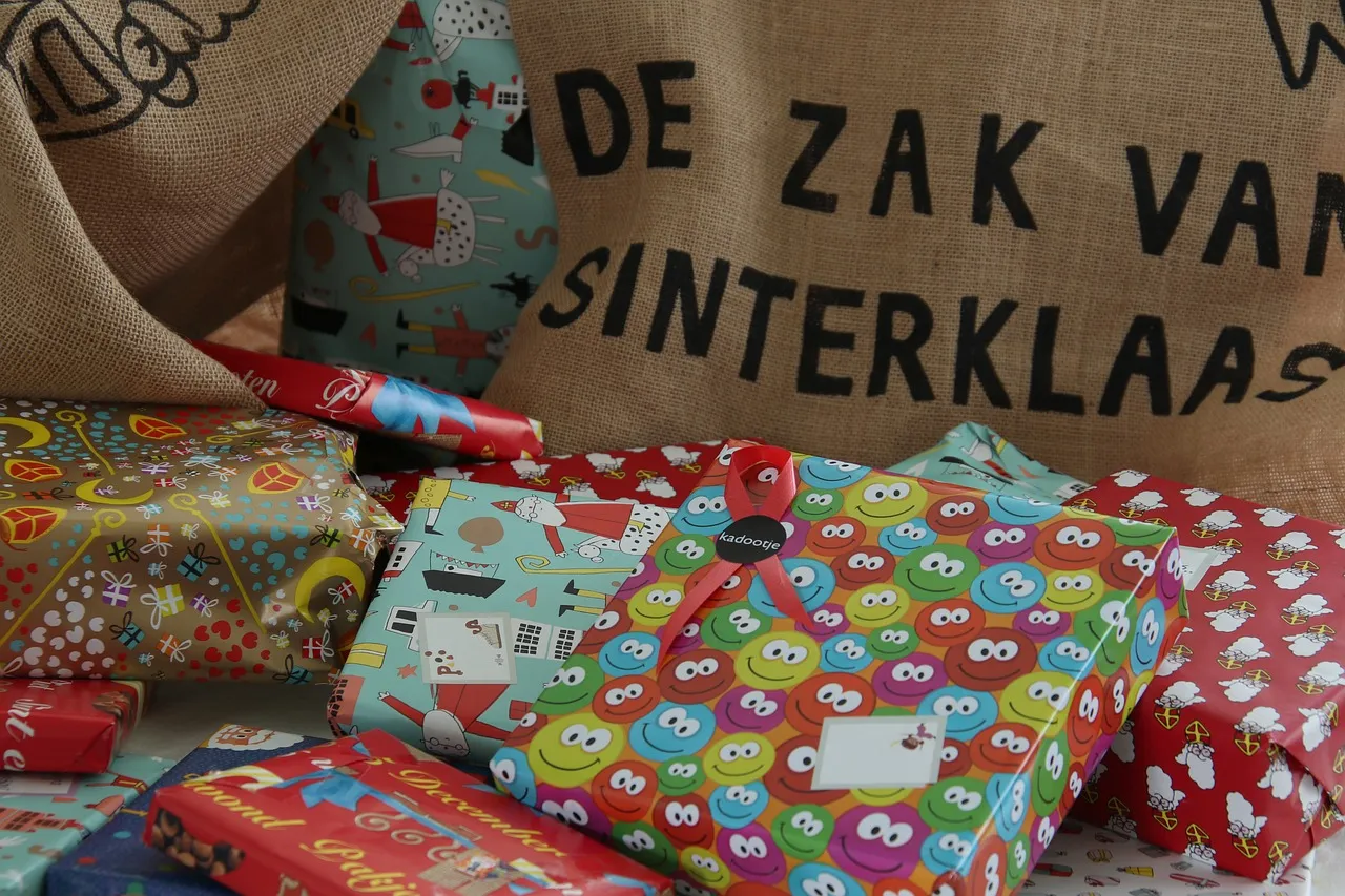 sinterklaas marjon besteman via pixabay