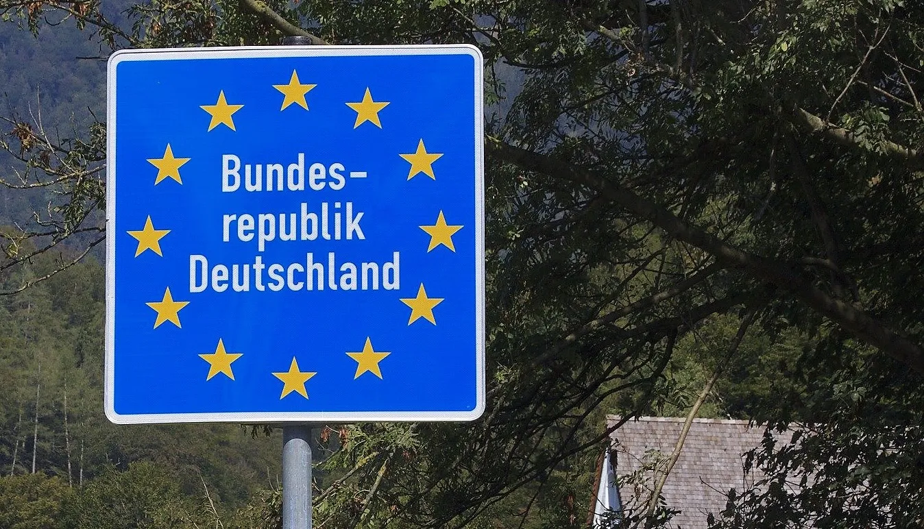 border 3684804 1920
