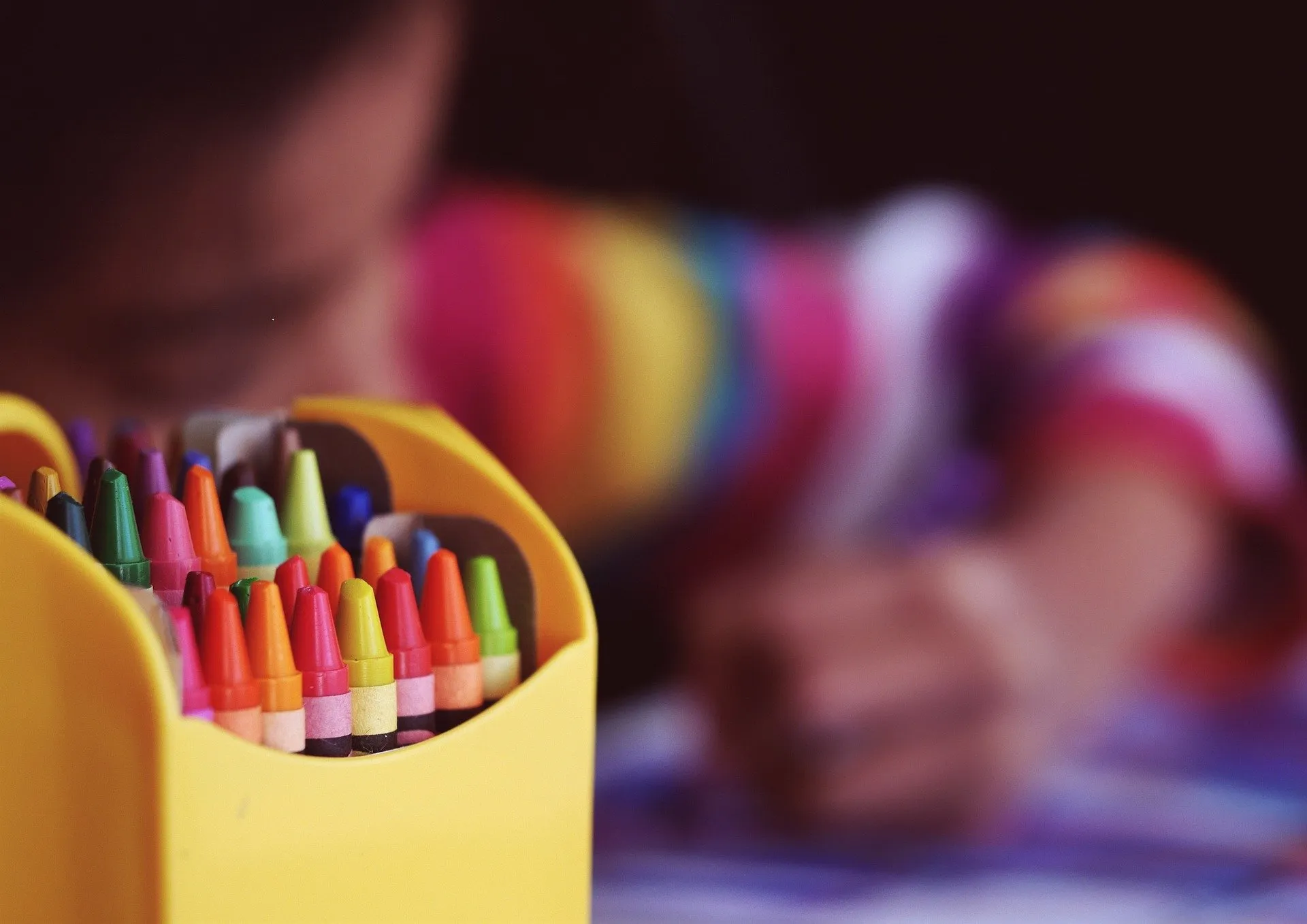 crayons 1209804 1920 1