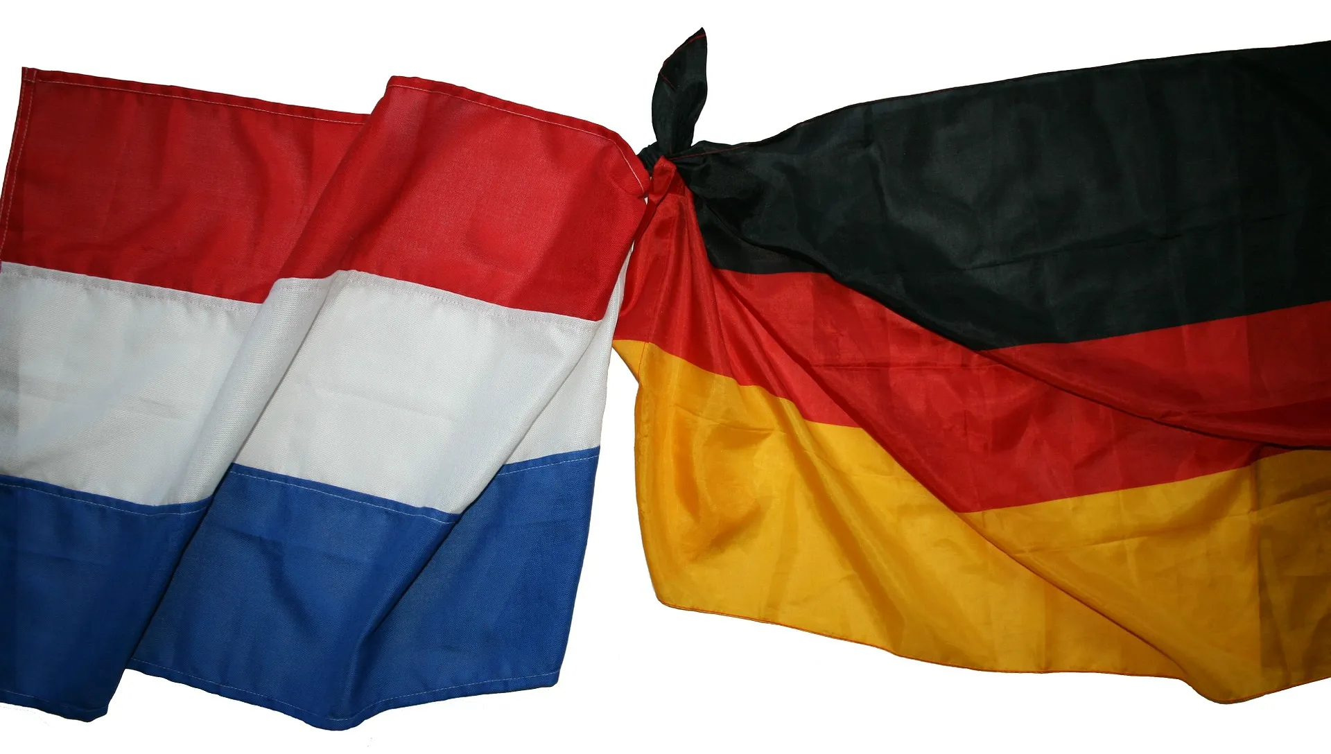 flags 143171 1920