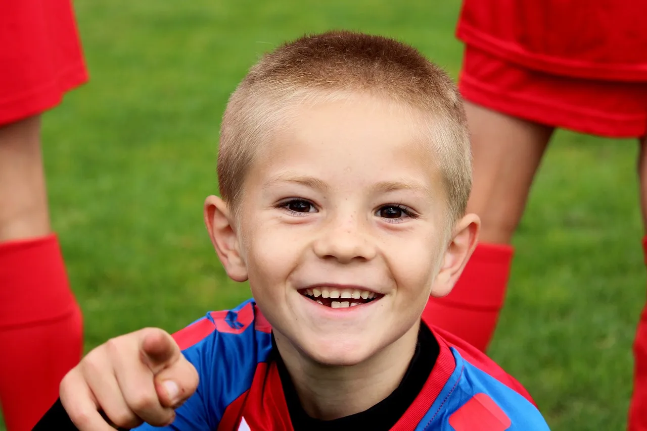 footballer g5190777c5 1280