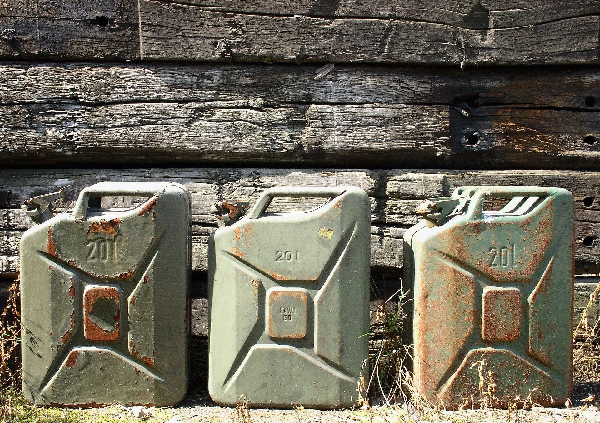 gasoline canister 708568 1920