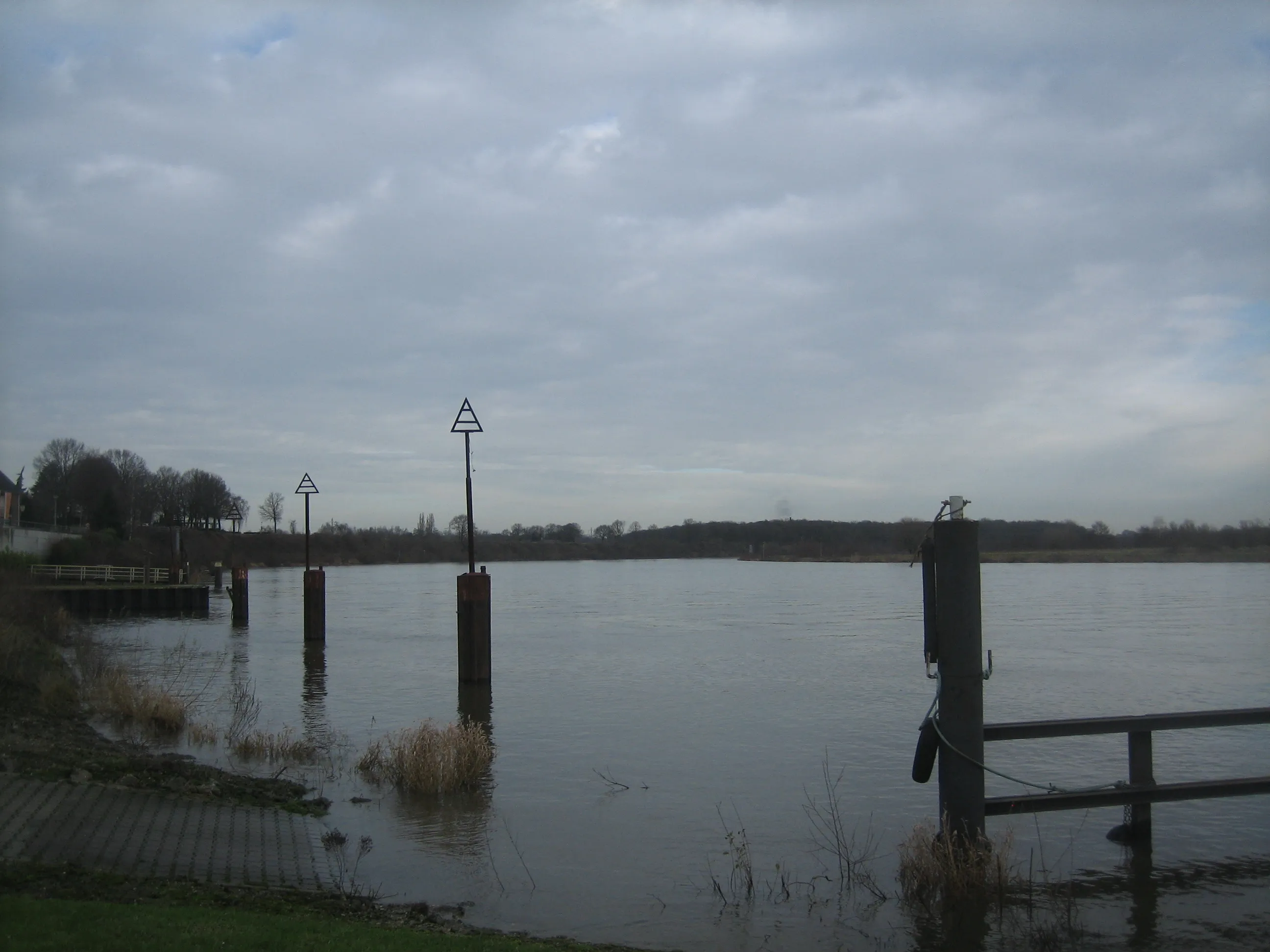 maas neer 1
