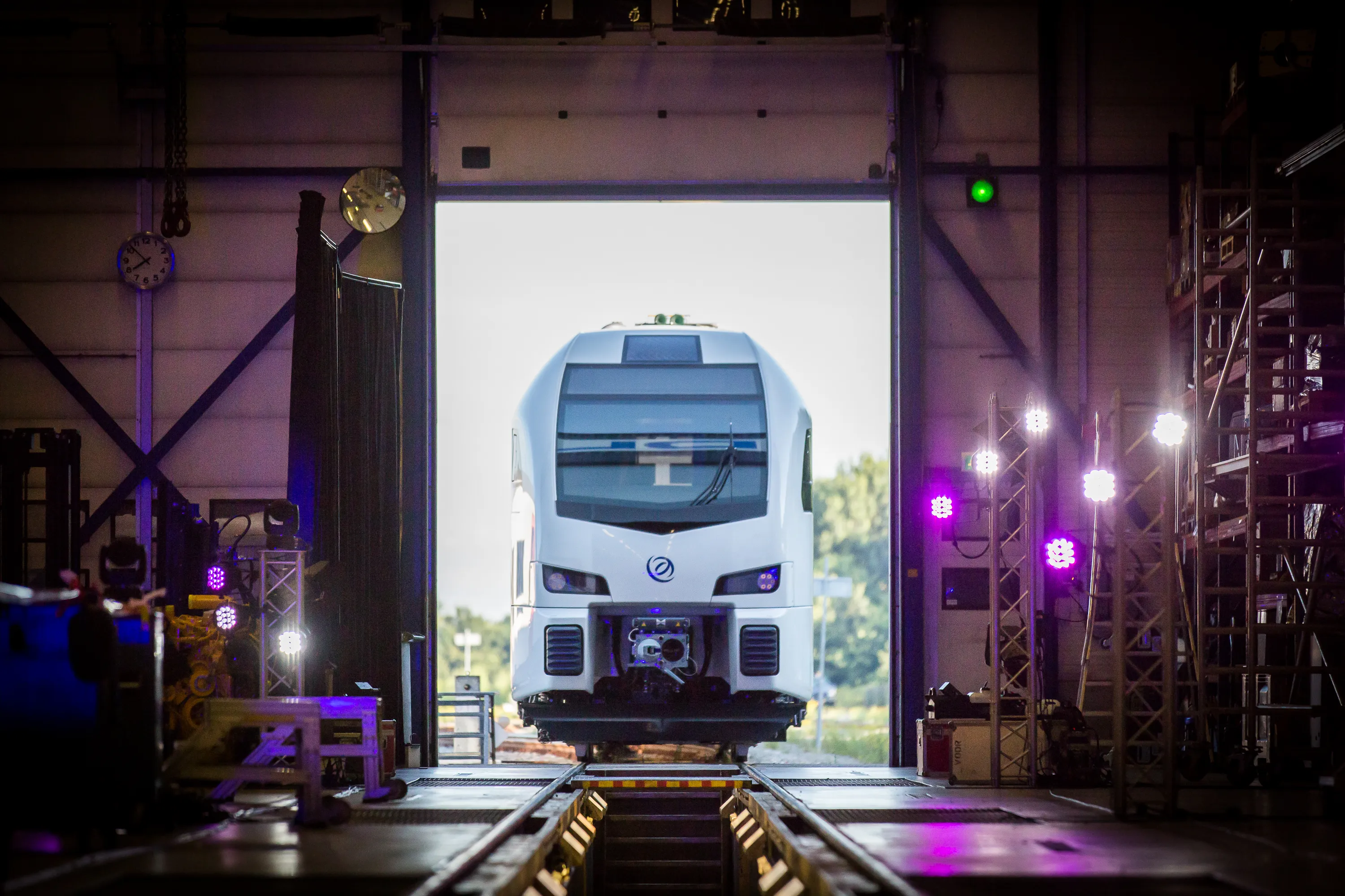 persfoto roll in trein