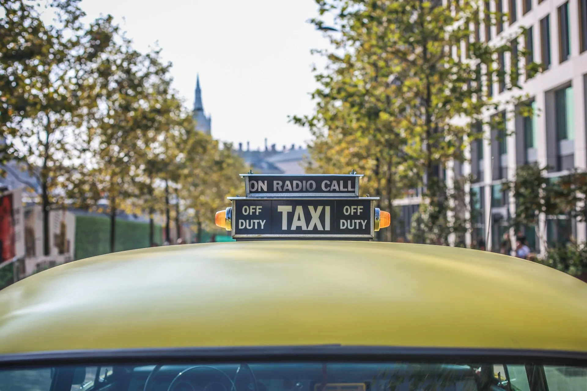 taxi 2617146 1920