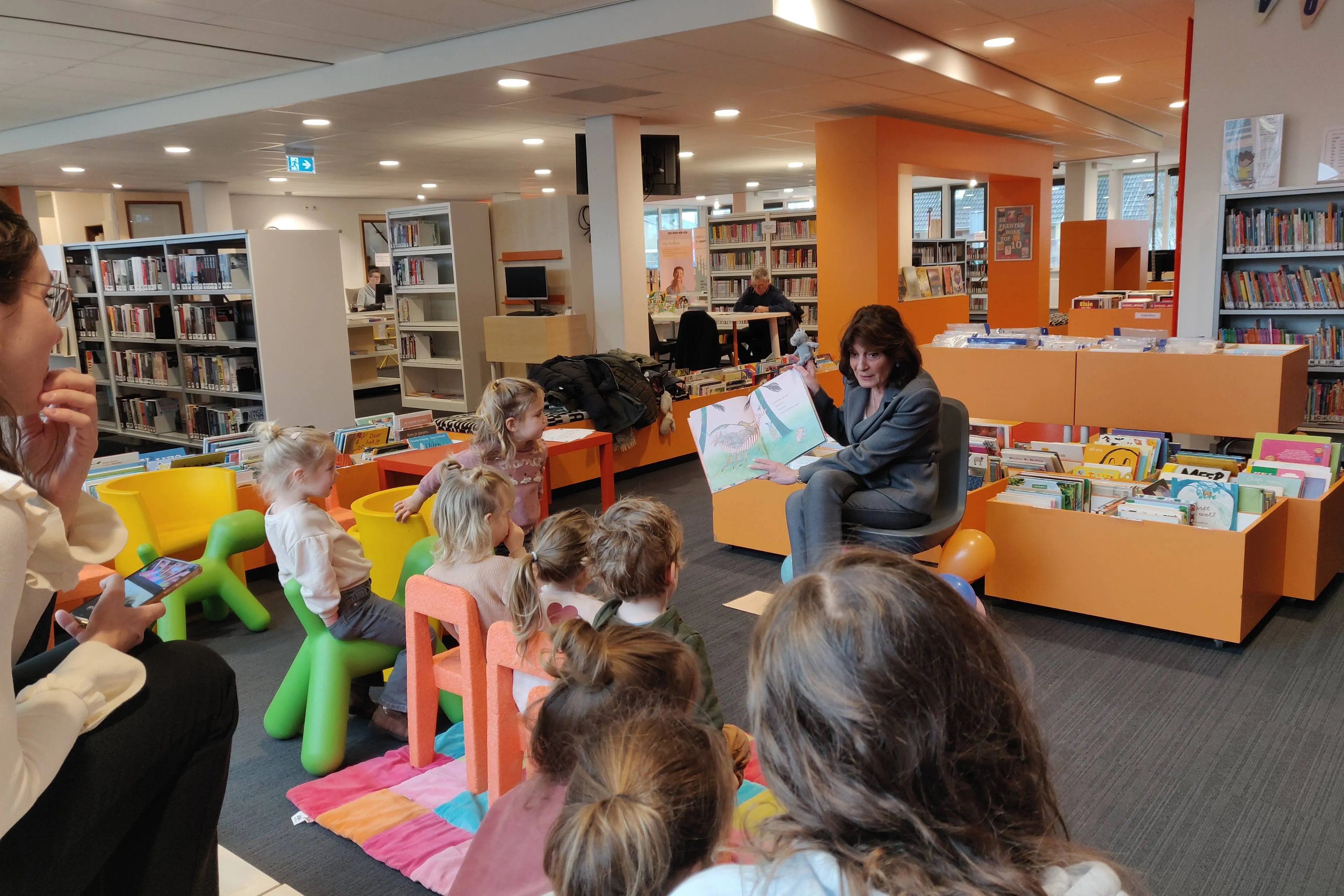 Foto 2 voorleesdagen Leudal 2025_2012344408