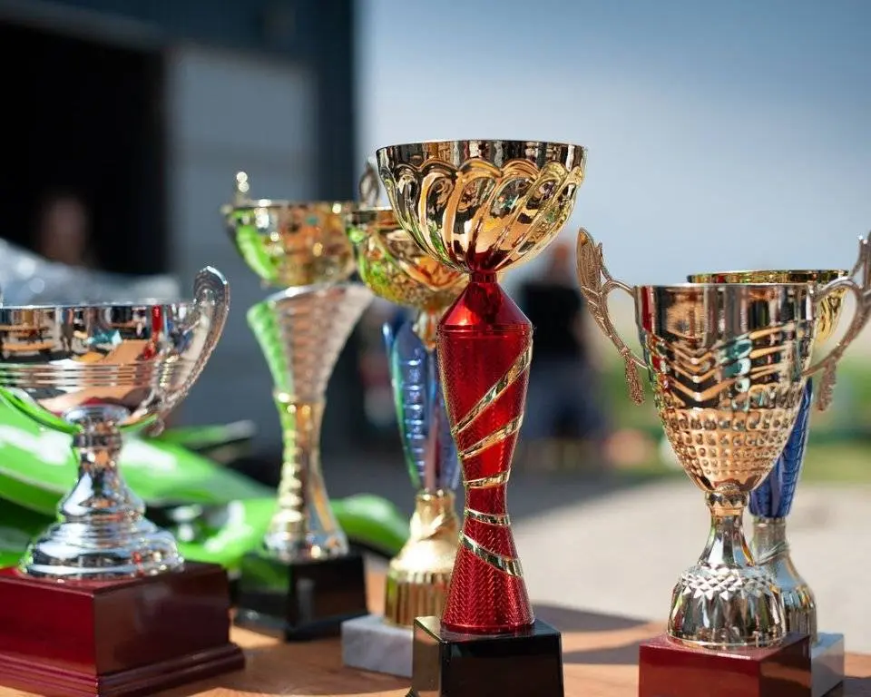 cups-4278774_1280