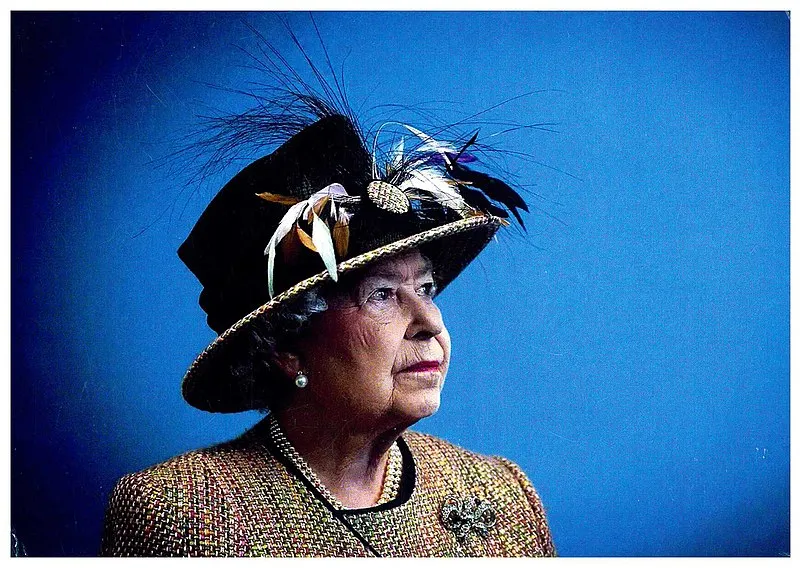 elizabeth ii portrait 2012