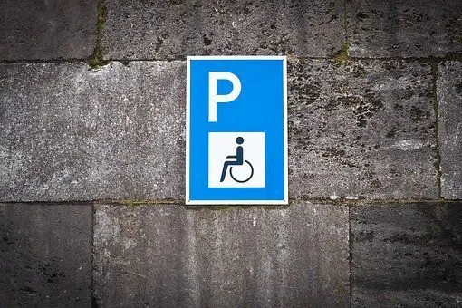 gehandicaptenparkeerplaatspixabayshield 2074973 340