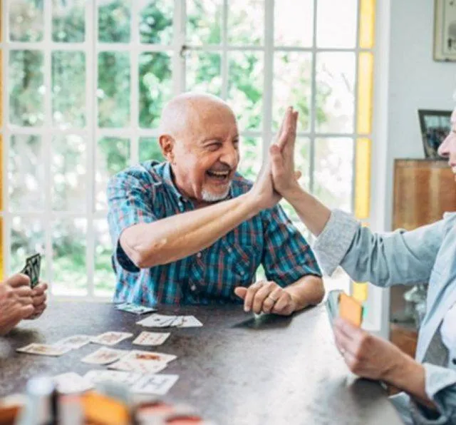 Incluzio Lingewaard. Nieuw hulp en ondersteuning via buurtteams Gemeente Lingewaard