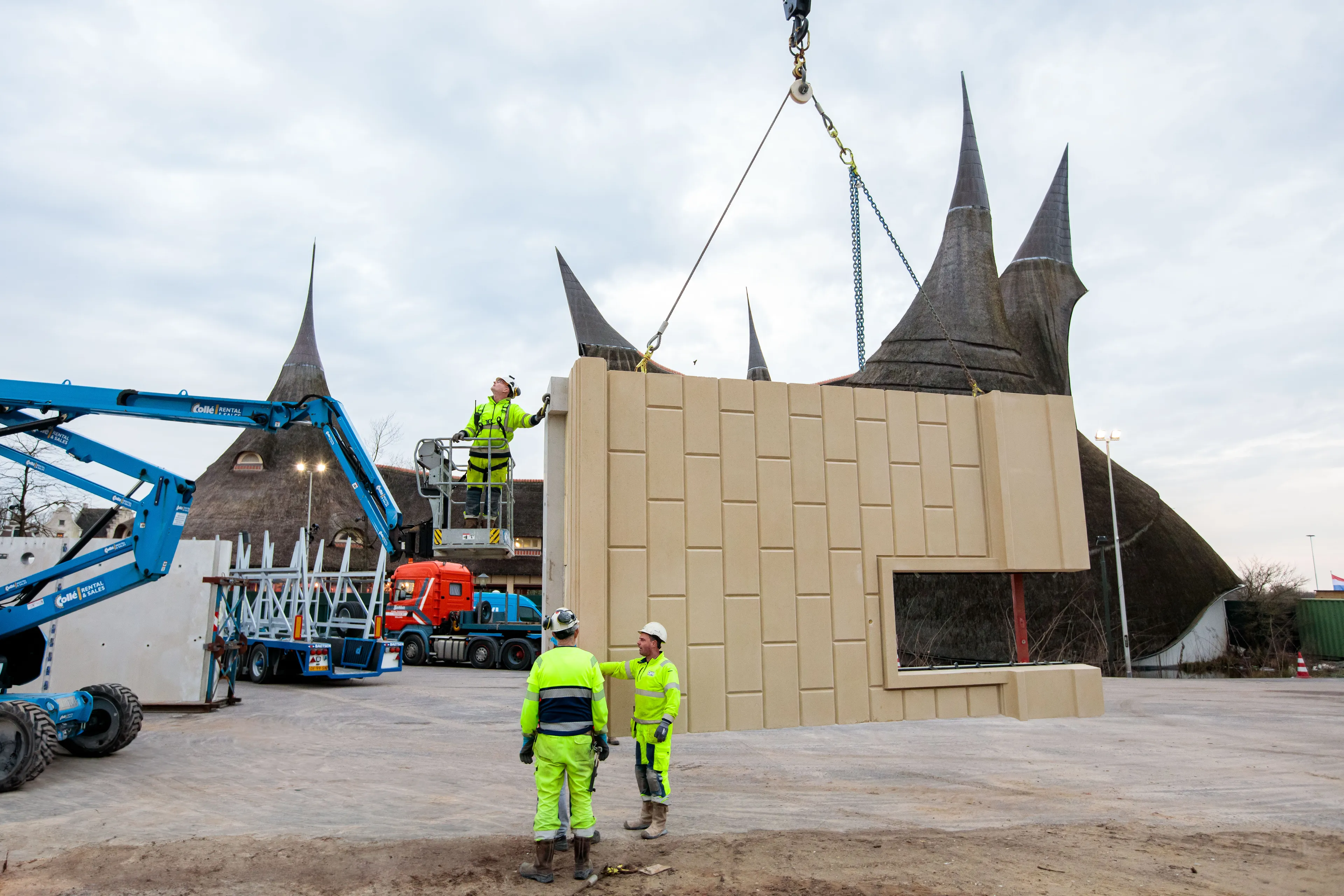 efteling grand hotel prefab 2