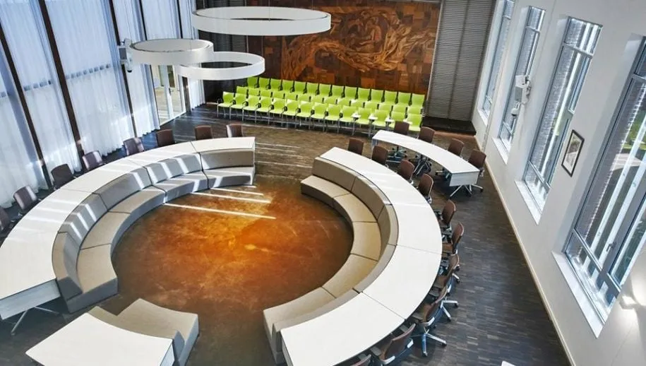 raadzaal klavier