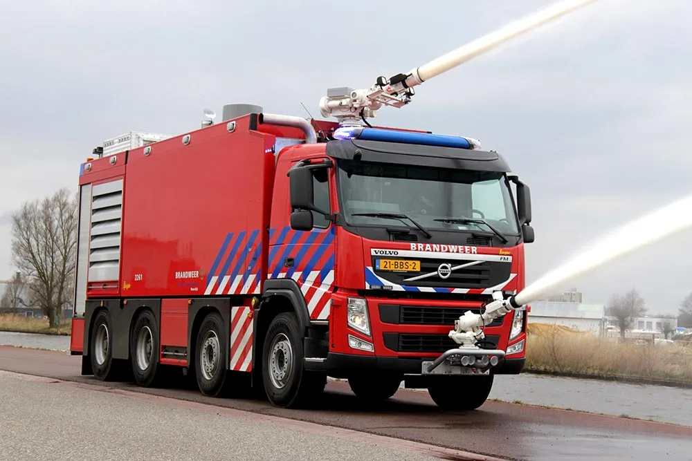 volvo fm500 brandweer moerdijk