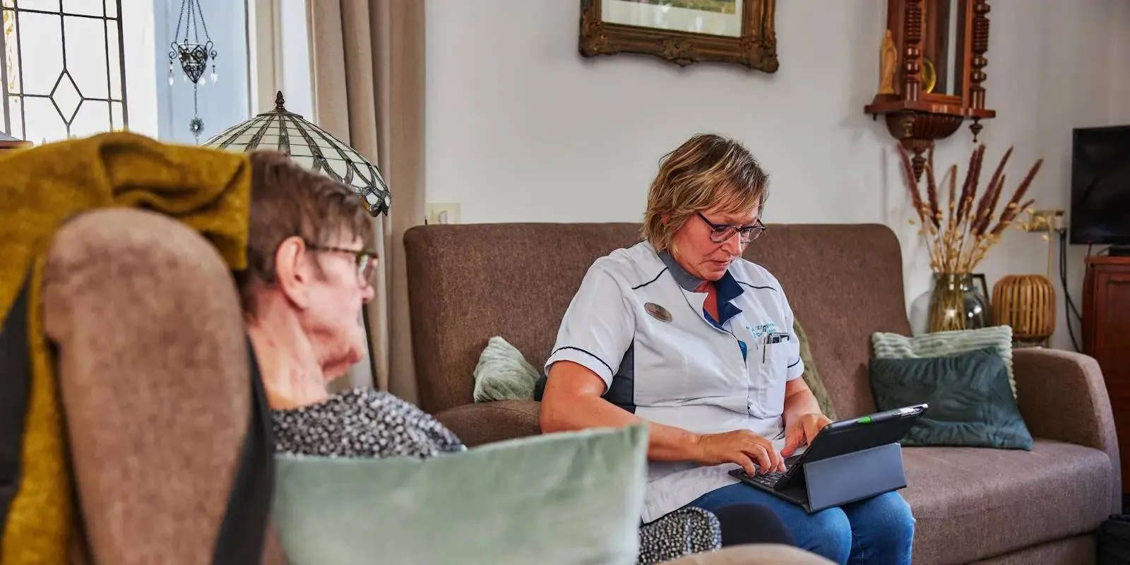 221010-HZ-MZT-111-WEB