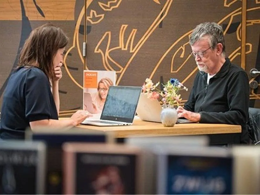 Digispreekuur_Bibliotheek_groot