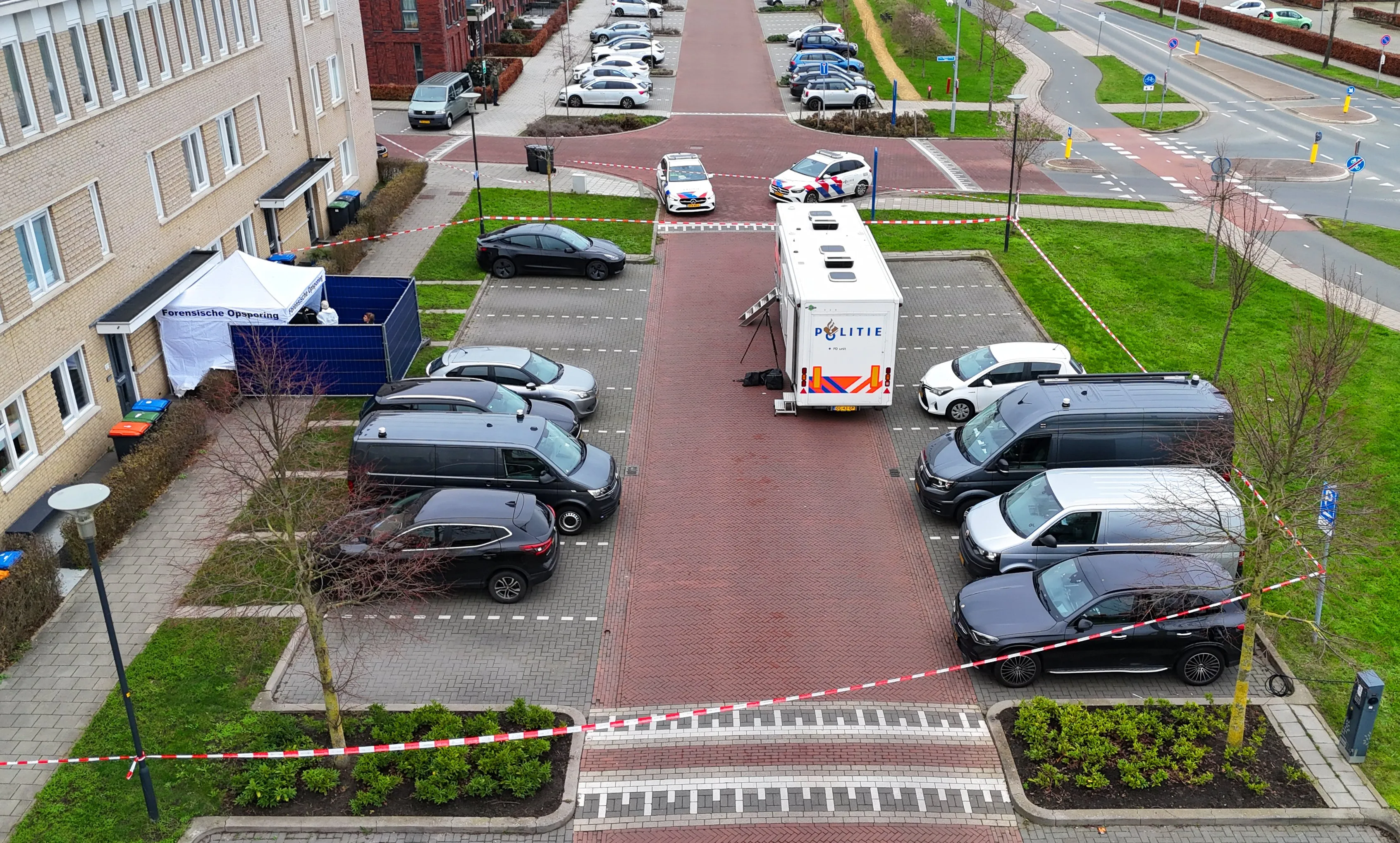 Overleden vrouw aangetroffen in woning Zaltbommel, partner aangehouden