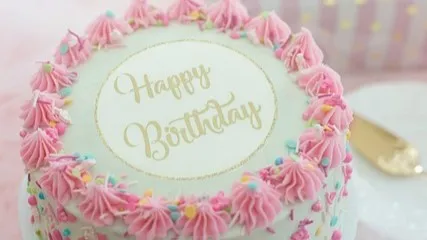 Oudste eeneiige tweeling viert 102e verjaardag