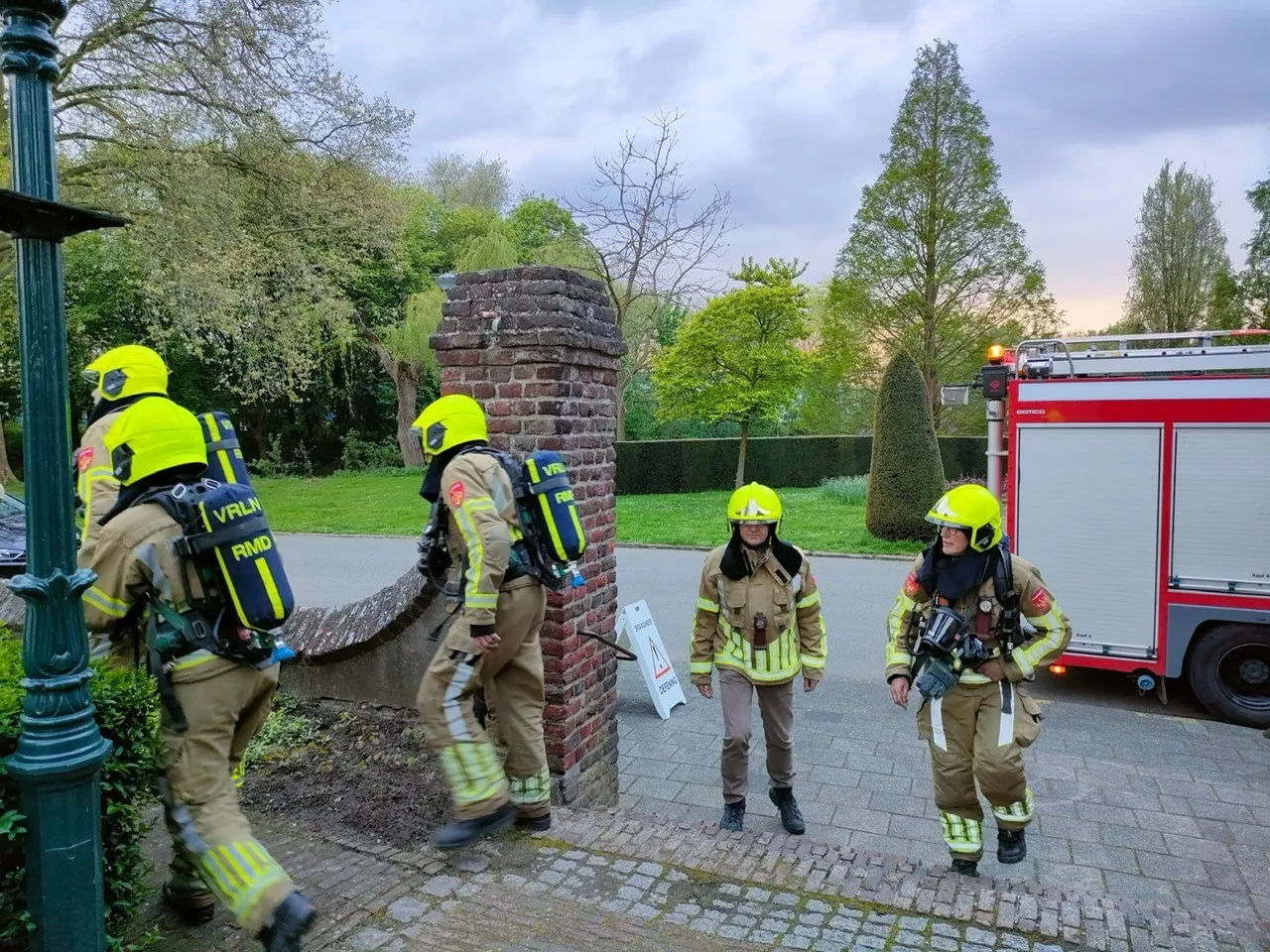 brandweer oefening kerktoren wessem