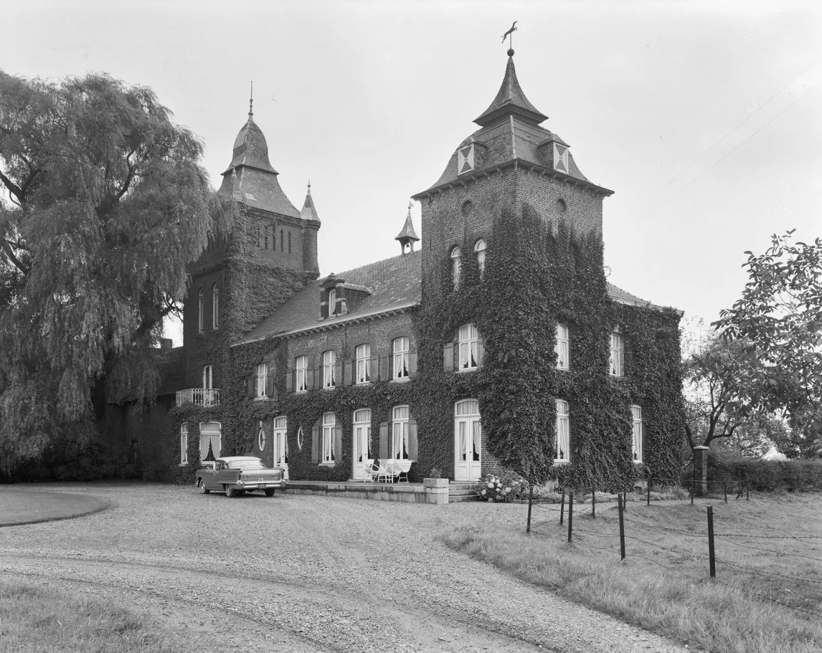 exterieur overzicht huis heysteren linne 20140392 rce