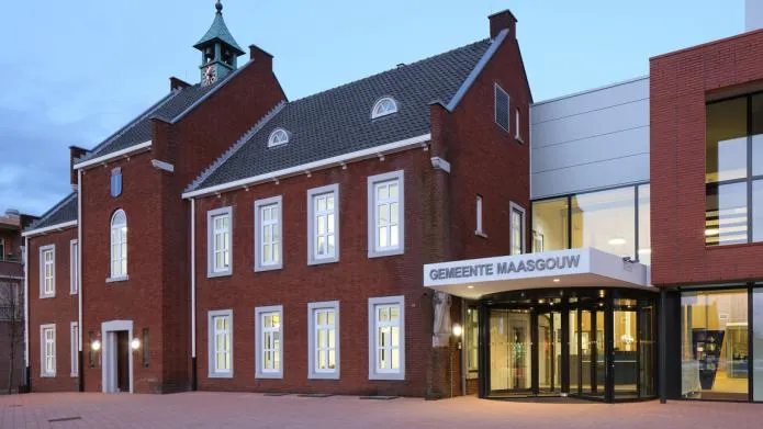 gemeentehuis maasgouw 1 cropped 0