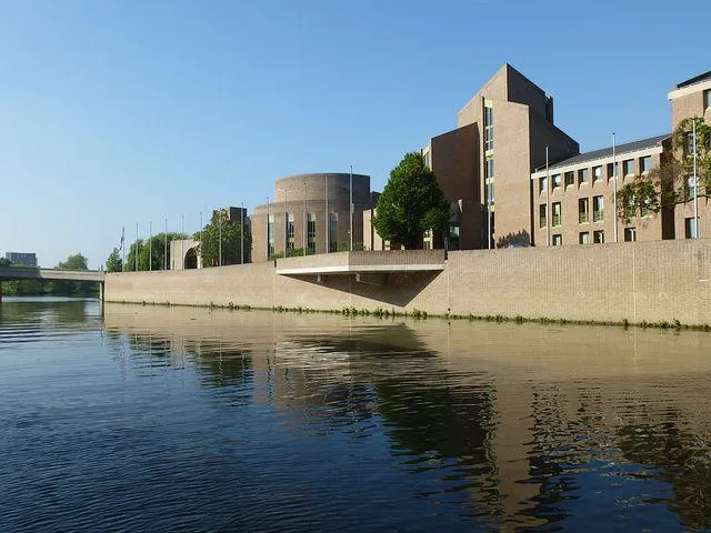 gouvernement maastricht 426102 480