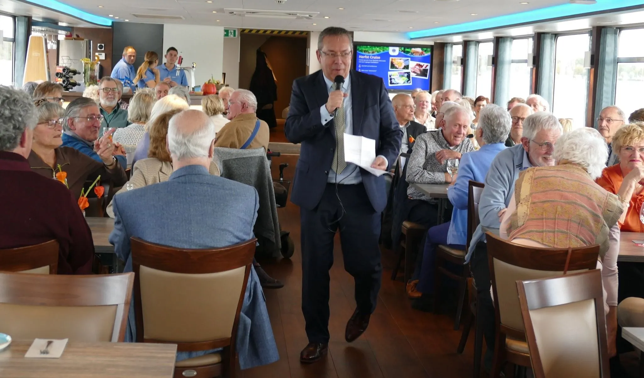 Een middag op een gouden huwelijksboot