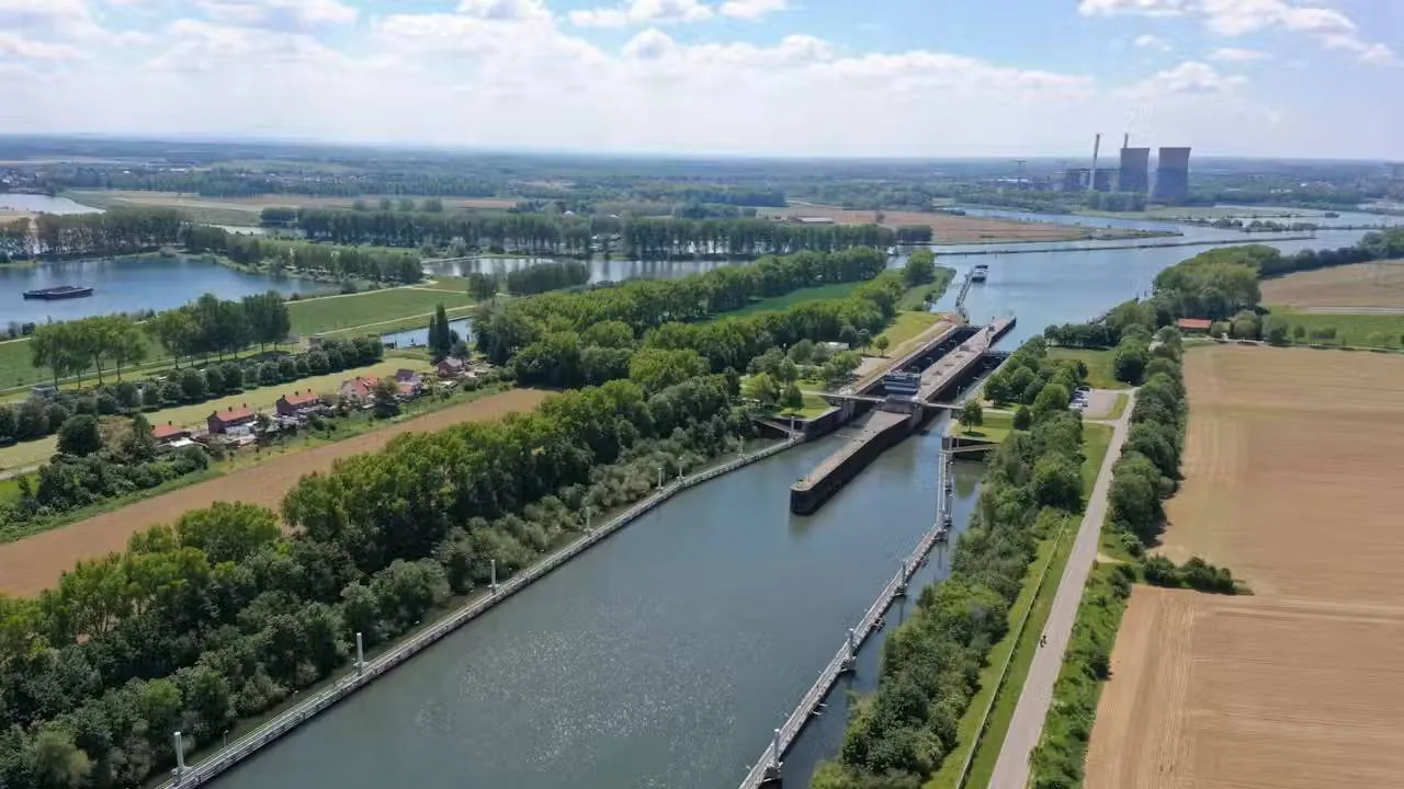 sluis heel tcm26 343853 rijkswaterstaat flying eyeeu 1