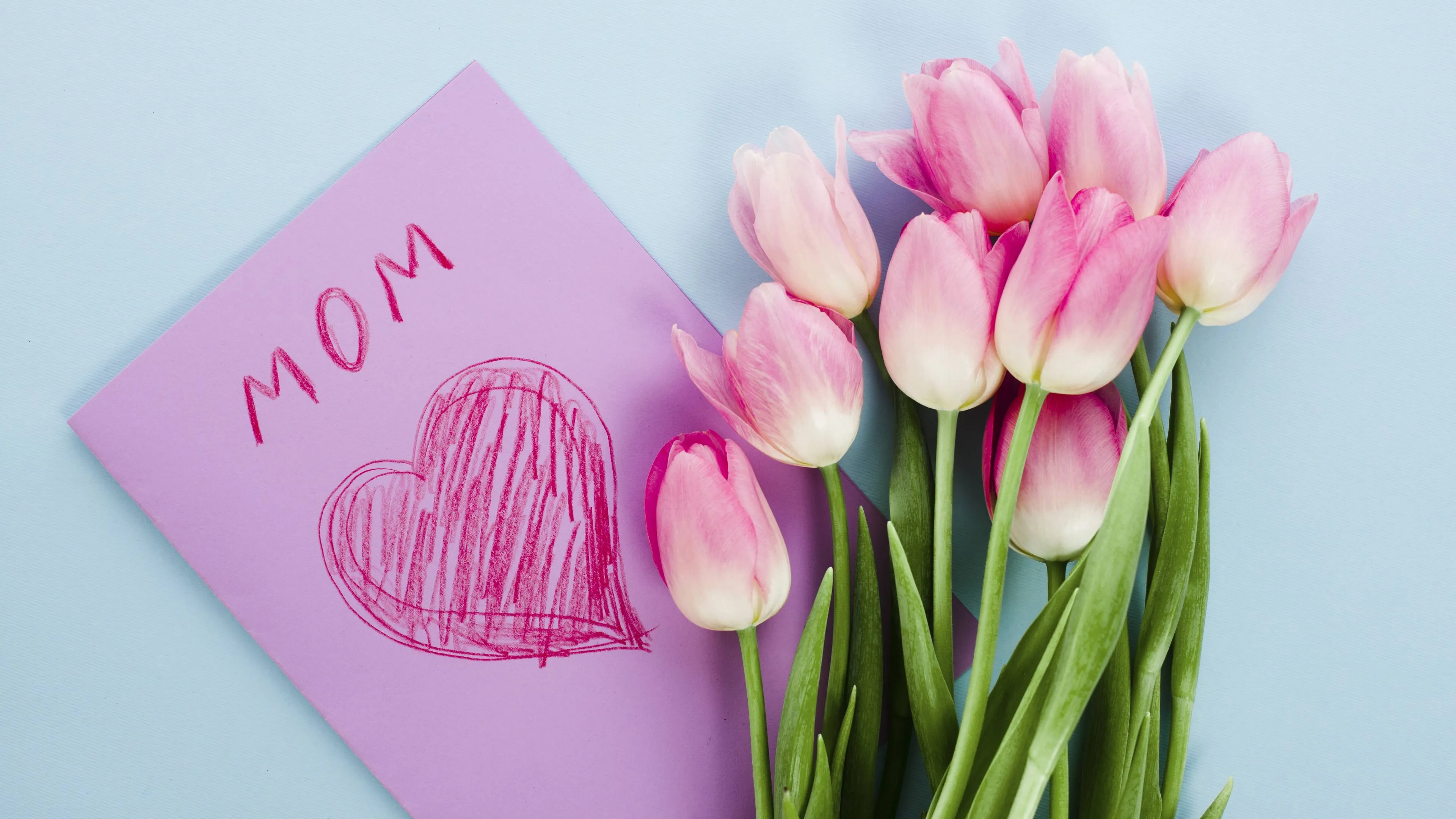 freepik tulp bloemen met wenskaart met moeder inscriptie 1