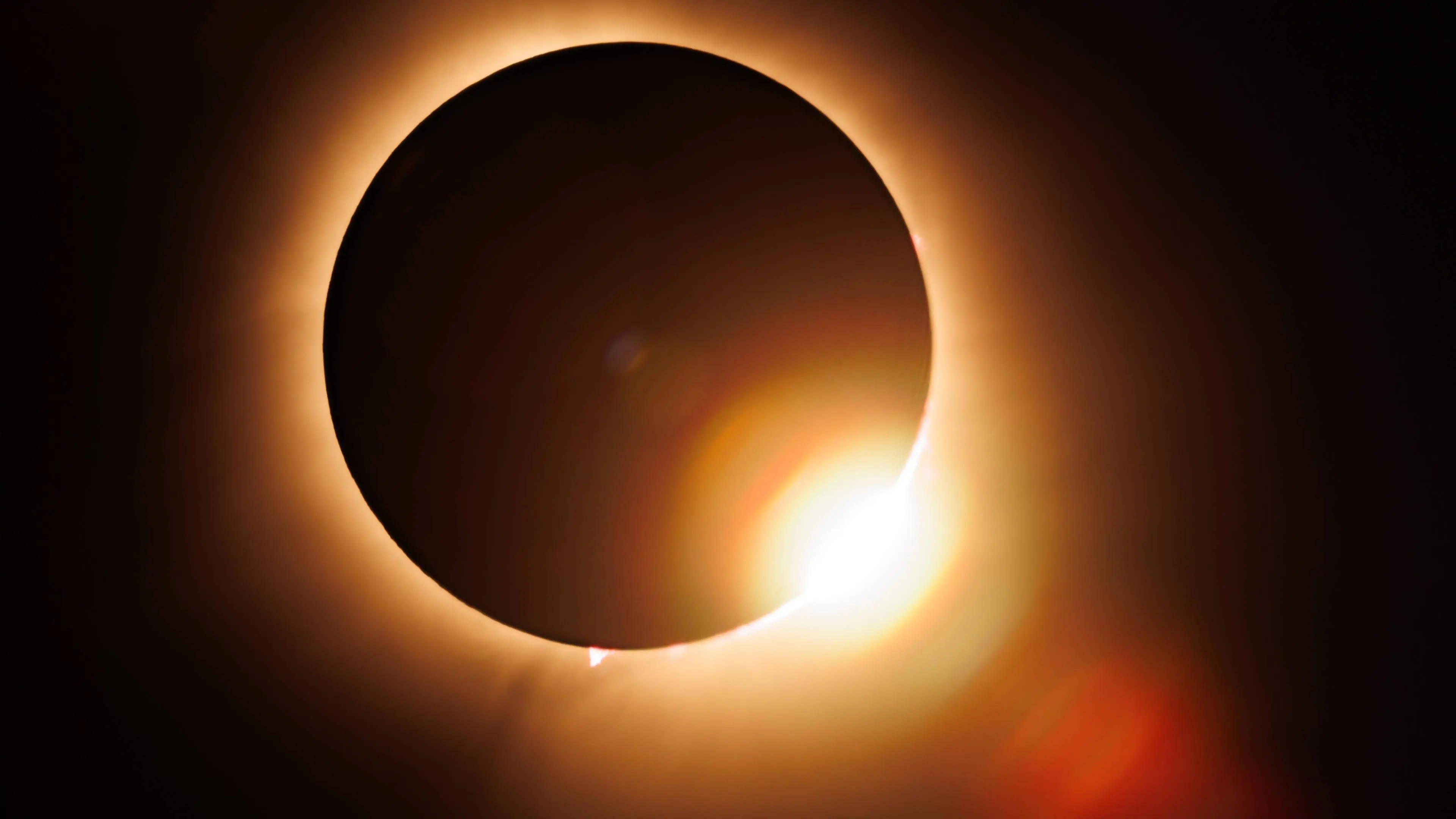 robanderson72-solar-eclipse-8690137-1