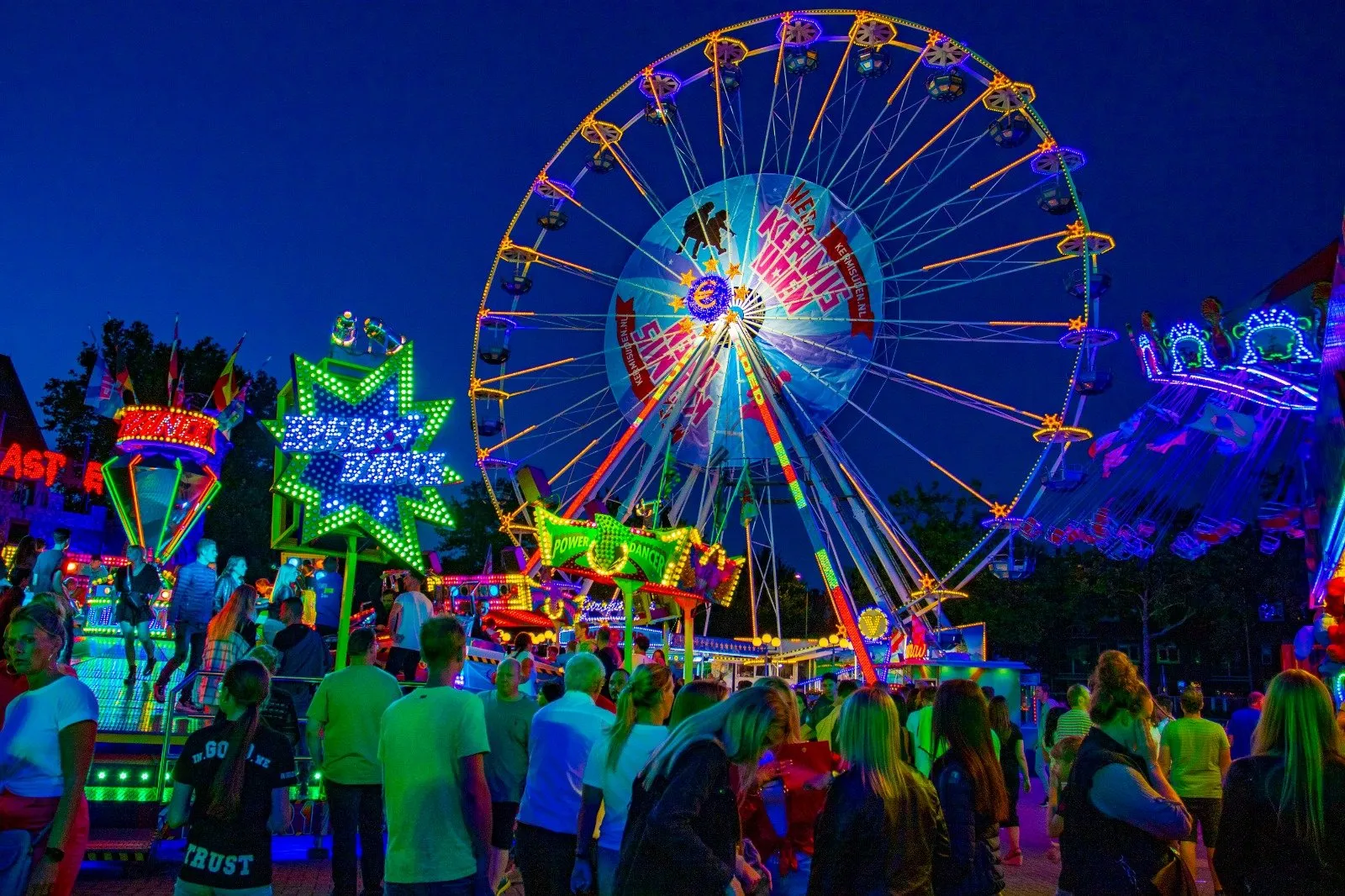 03 mega kermis uden foto huub de goeij