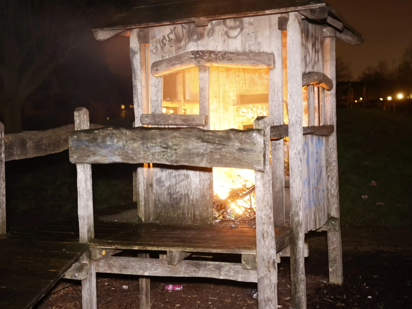 20240101232147 16a3189