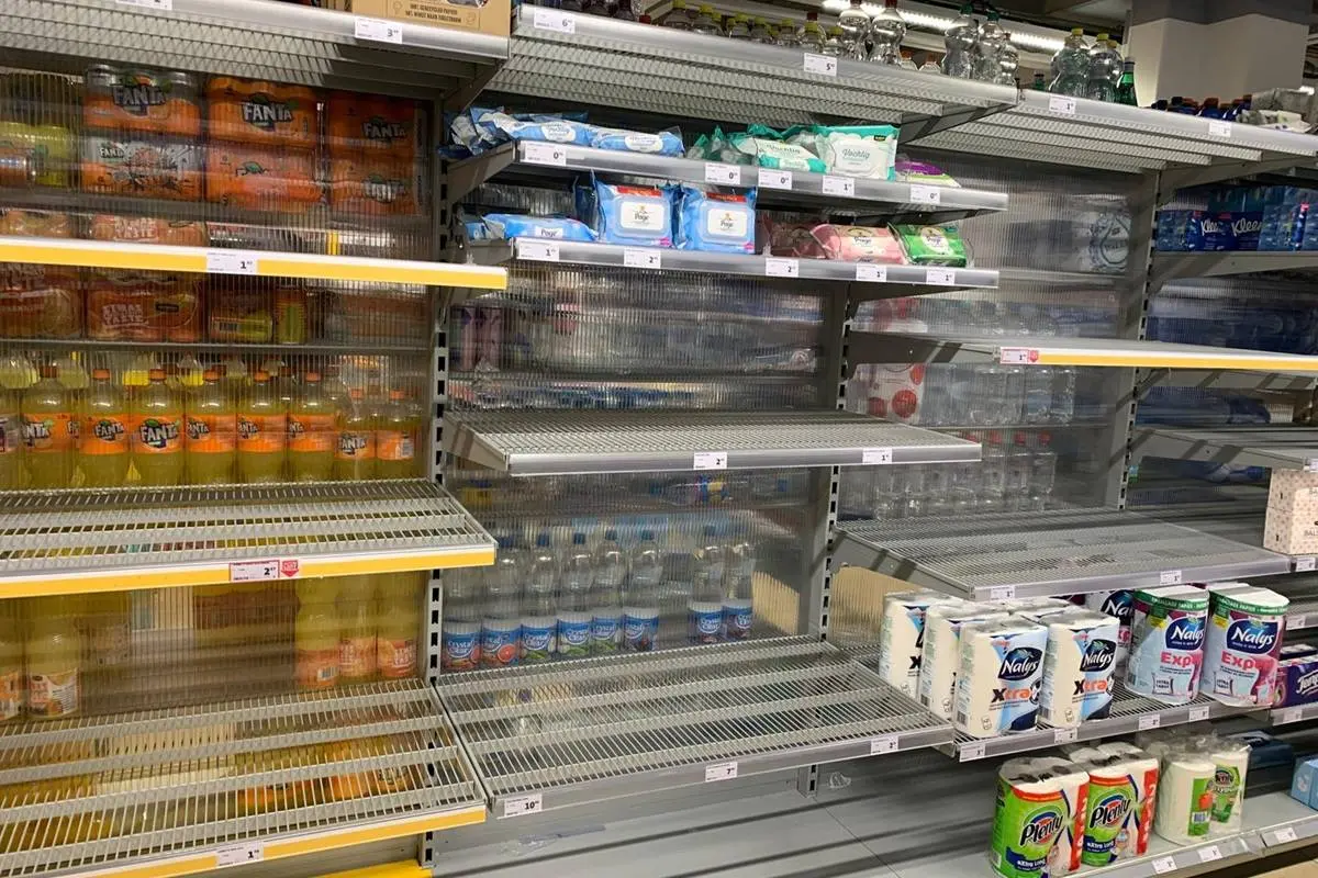 Jumbo lege schappen