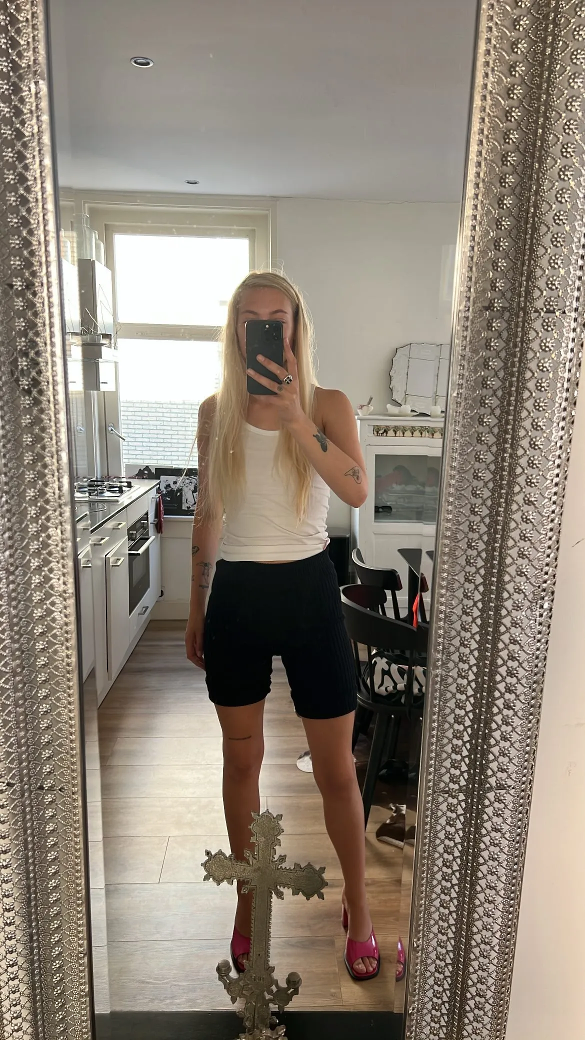 S10