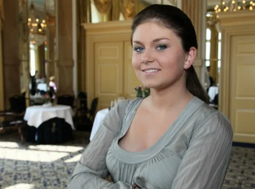 Roxeanne Hazes