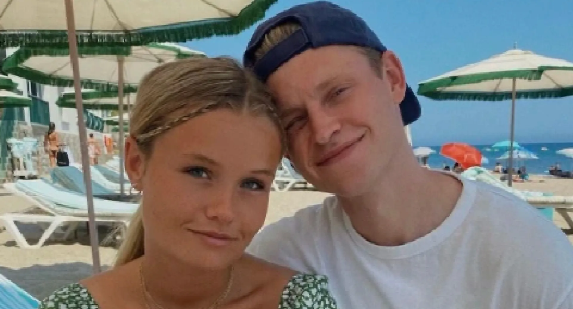 Even wennen voor Mikky Kiemeney: blondine geniet nu zónder Frenkie de Jong
