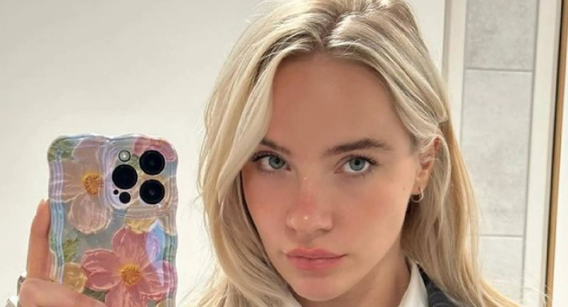 Helaas: Juultje Tieleman heeft nieuw vriendje; blondine intiem gespot met bekende artiest (foto)