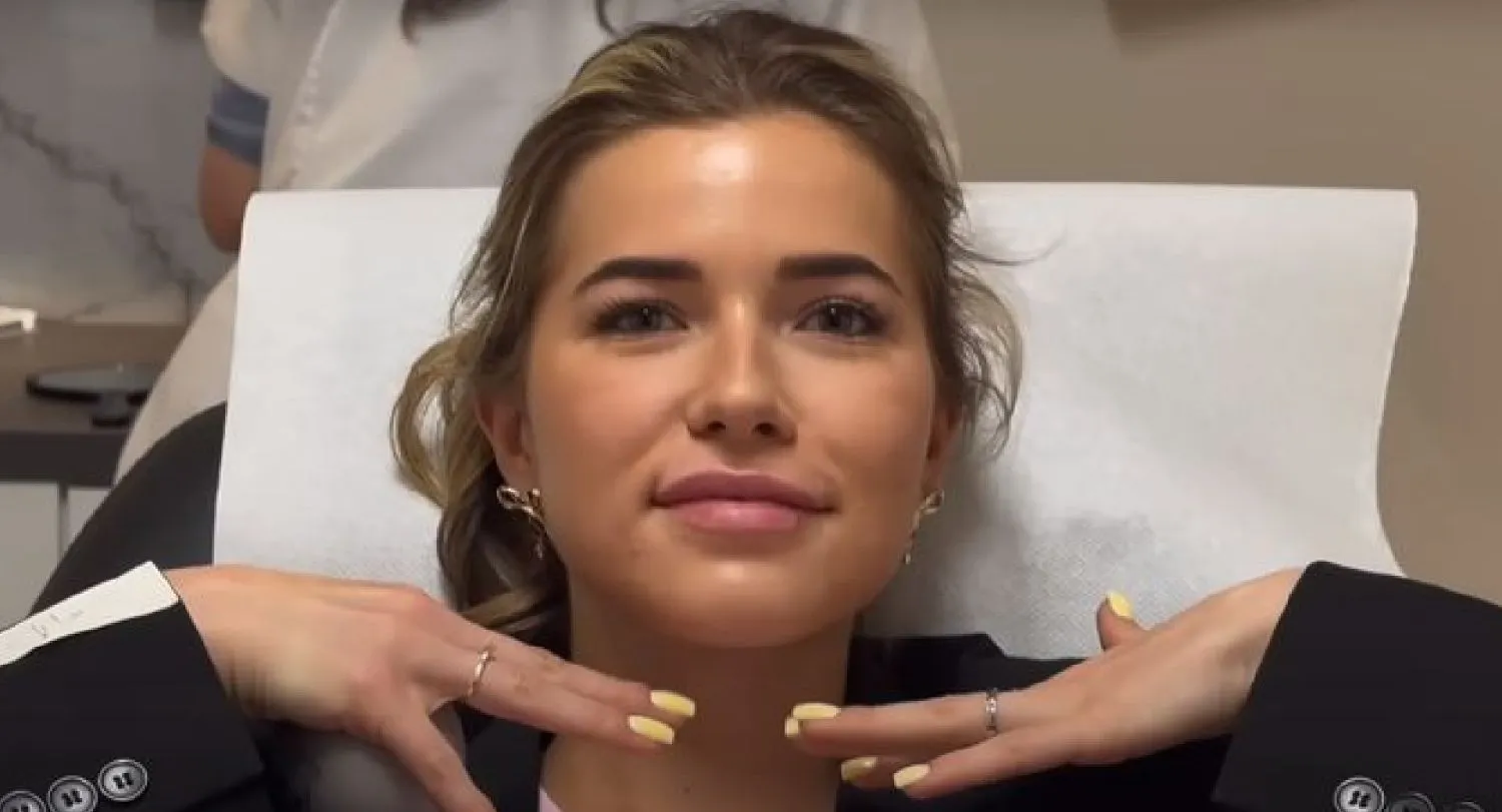 Jade Anna is Chanel-tas kwijt en zorgt voor onnodig veel drama in drukke trein
