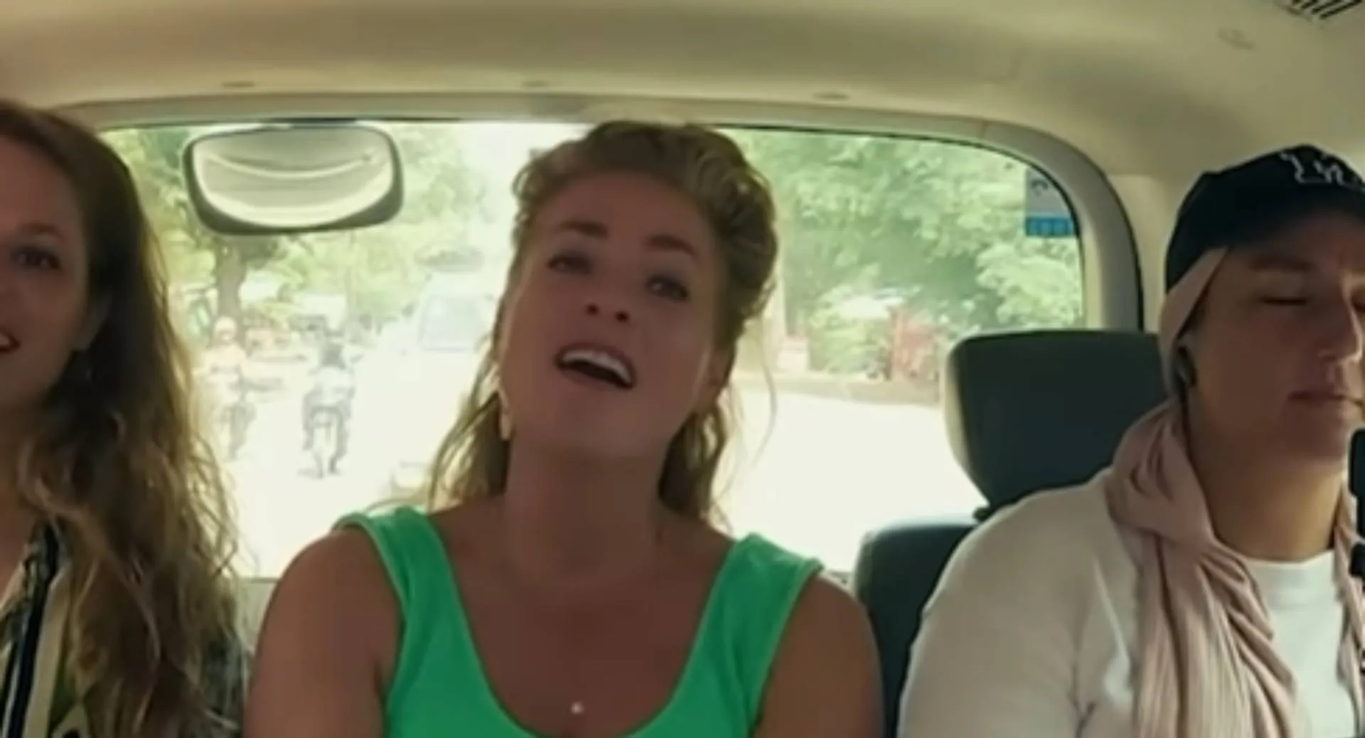 WIDM-deelnemer Maaike Martens krijgt iedereen aan het huilen in fragment dat niet uitgezonden kon worden (video)