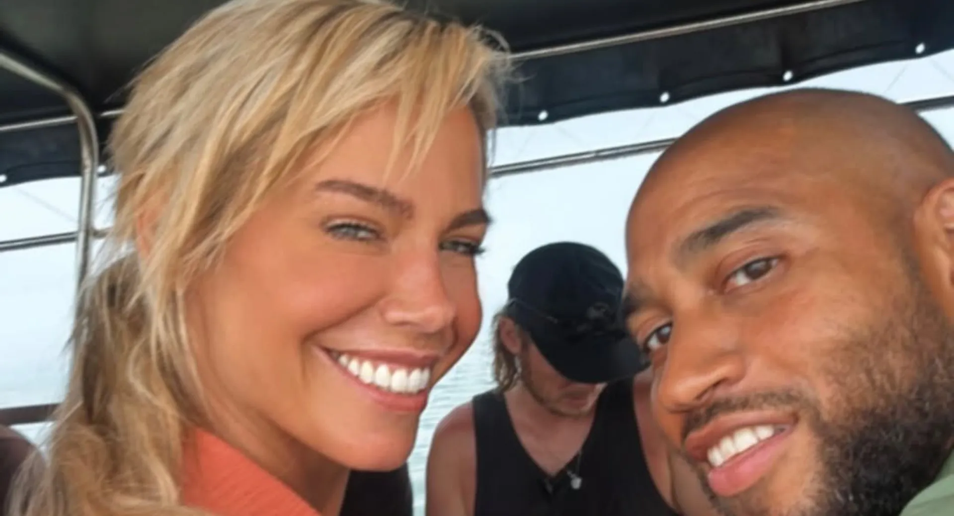 Nicolette Kluijver is opvallend intiem met Edson da Graça achter de schermen bij Expeditie Robinson