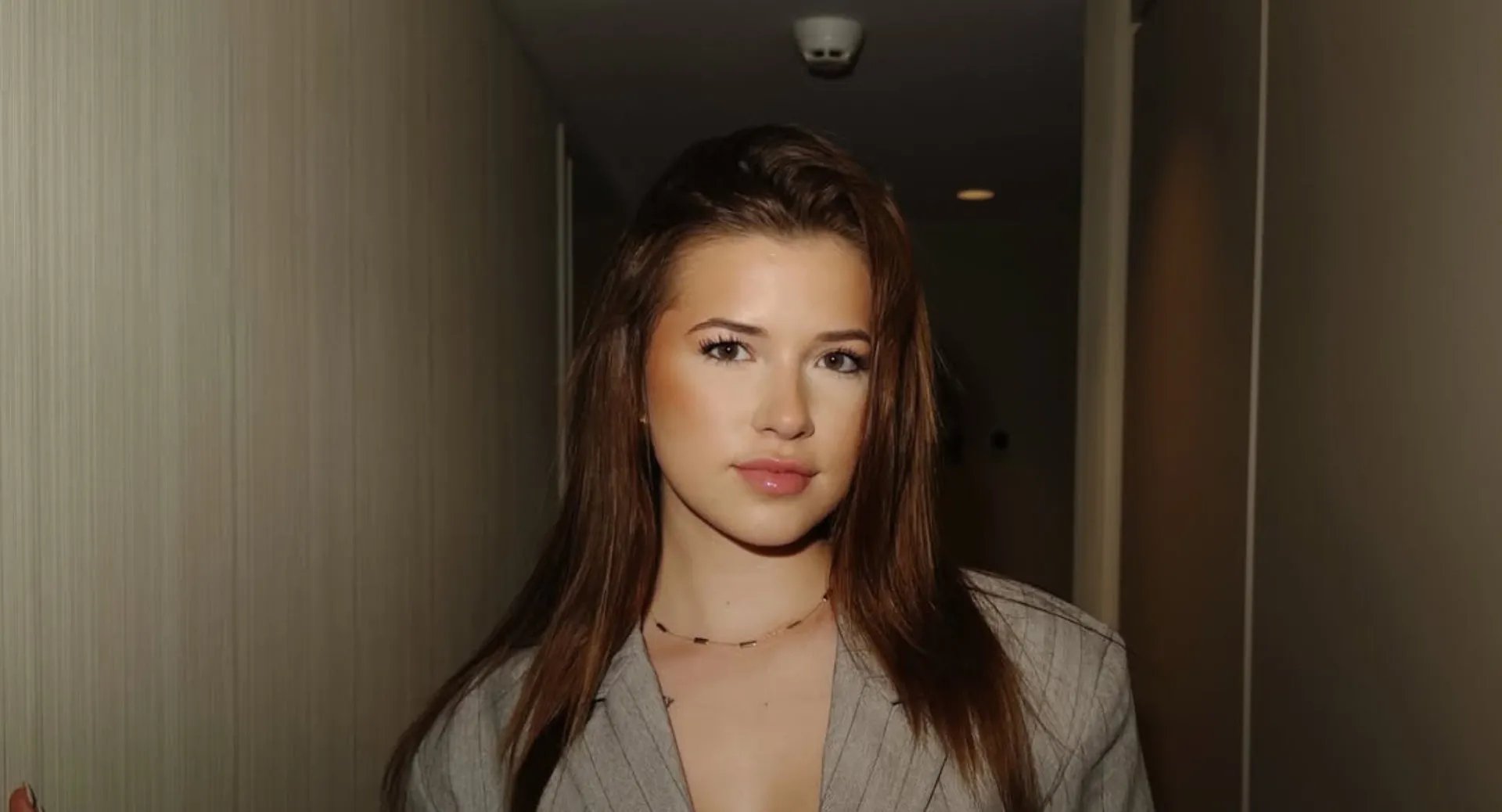 jade anna van vliet