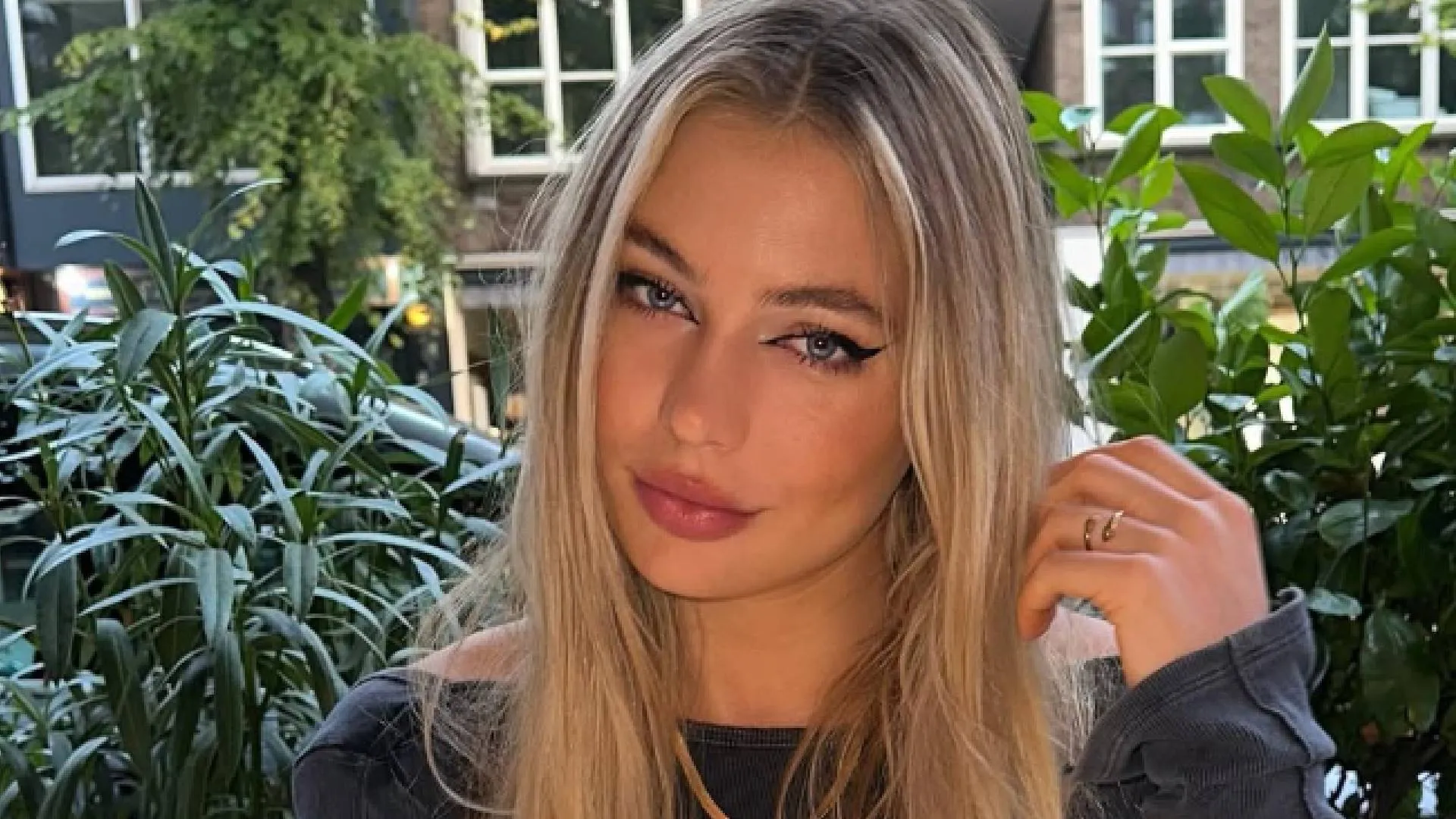 Jutta Leerdam (50)