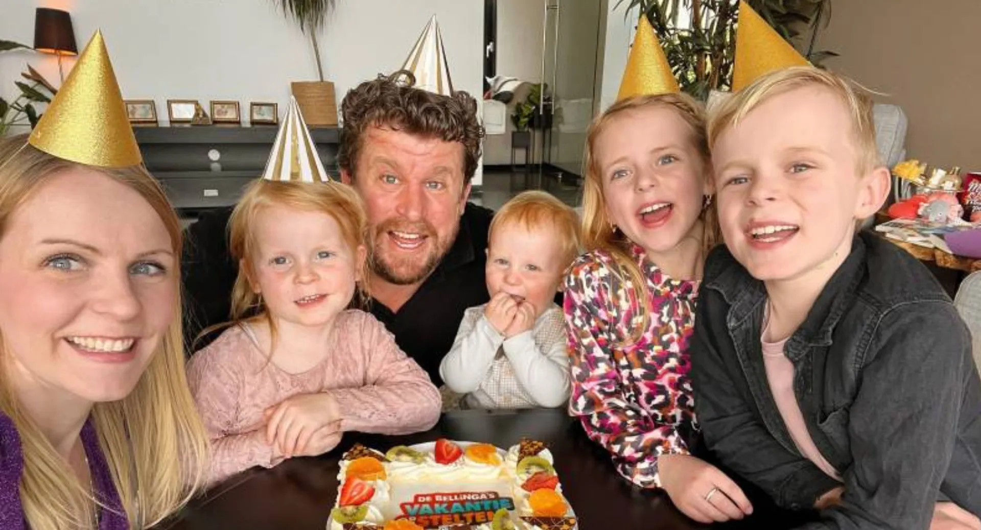 De Bellinga's Header