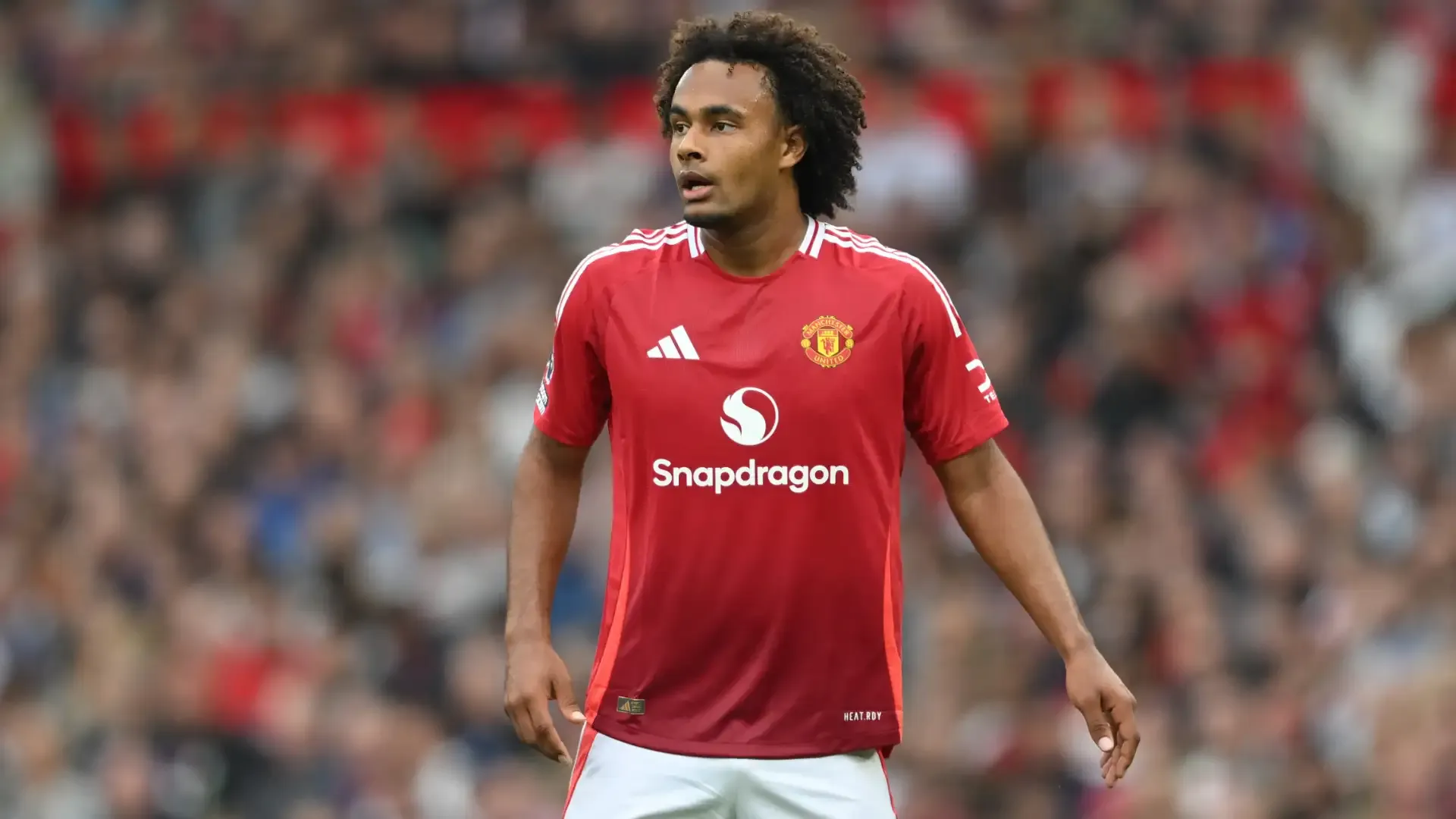 Zirkzee breaks silence with 7 word message after FA Cup penalty miss for Man Utd