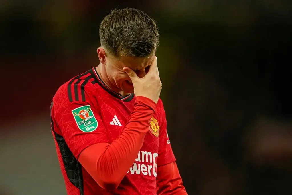 Current Man Utd star 'is worst signing in history of football' says Gary Pallister
