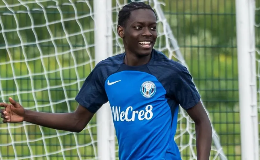 Manchester United beat Arsenal to sign two exciting young talents