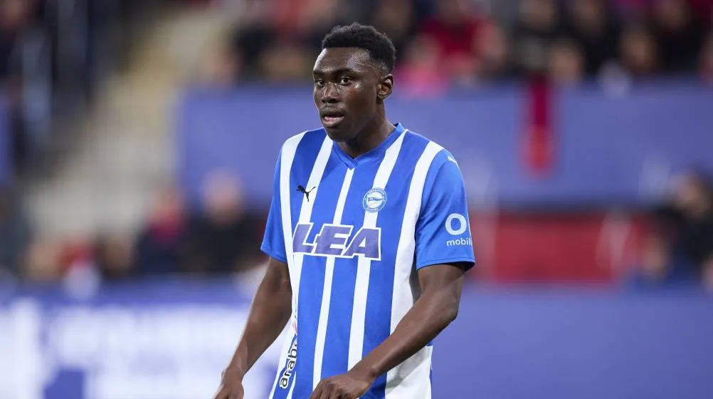 Man Utd eye Porto star with 18 goals as striker signing is priority for Amorim