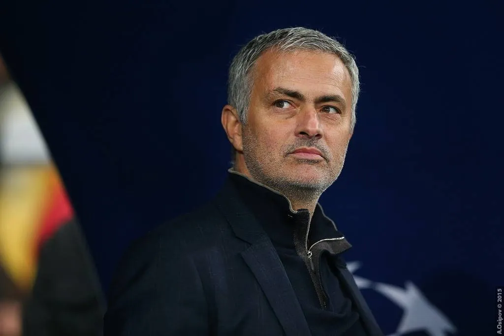 Mourinho backs 'perfect' signing for Man Utd comparing Turkish star to Varane