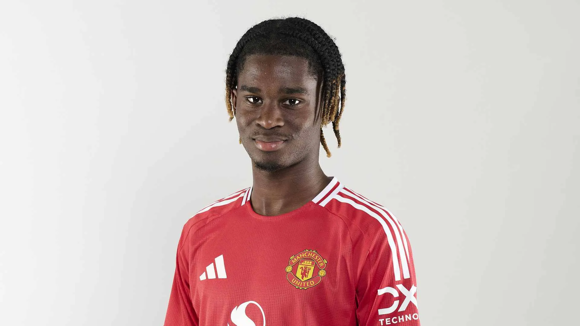 'Fantastic' Man Utd wing-back ready to make move up from youth team